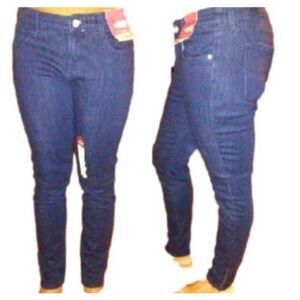 Nwt skinny jeans sz 9